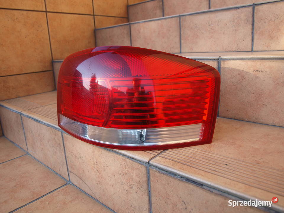 Audi A3 lampa prawa tył 3 drzwi 2004 2008r wielkopolskie Kalisz