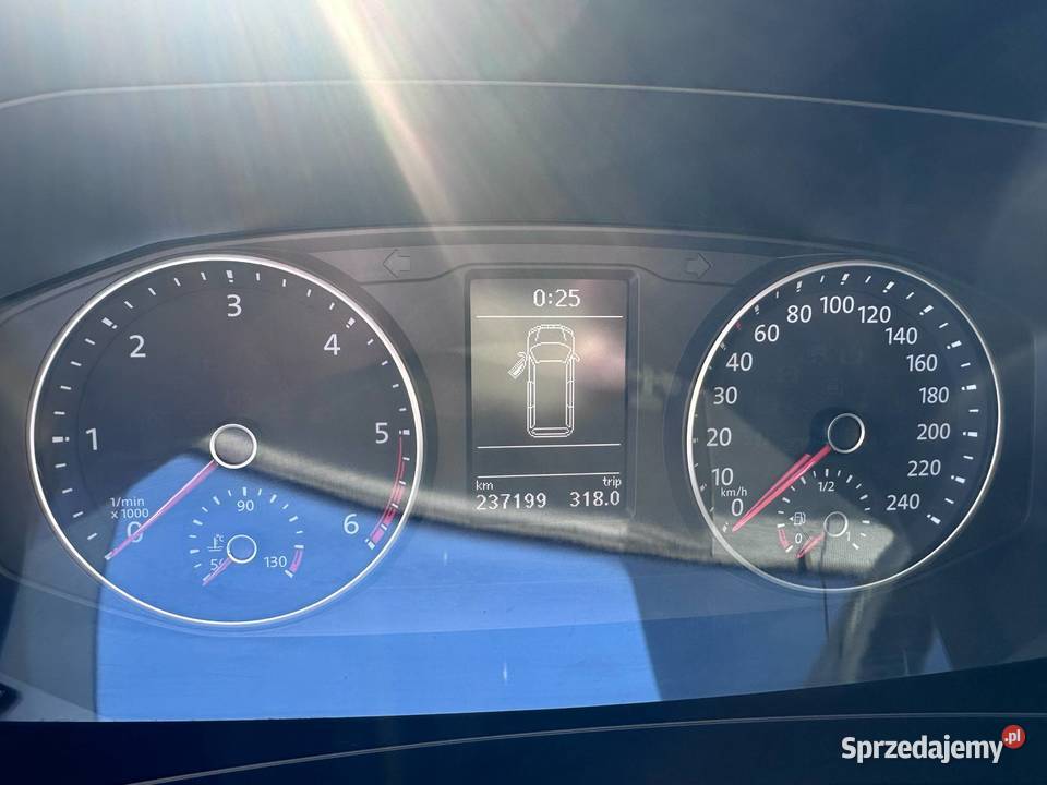 Volkswagen Caravelle 20 TDI L2 Highline Ogrodzieniec