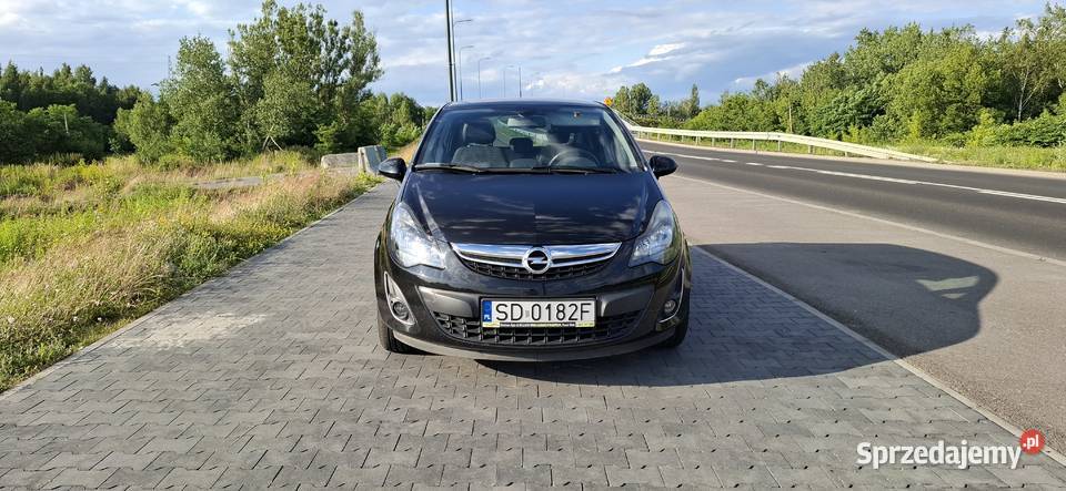 Opel Corsa 14 benzyna 87 2014r Klima Tempomat gniazdo USB śląskie Dąbrowa Górnicza sprzedam