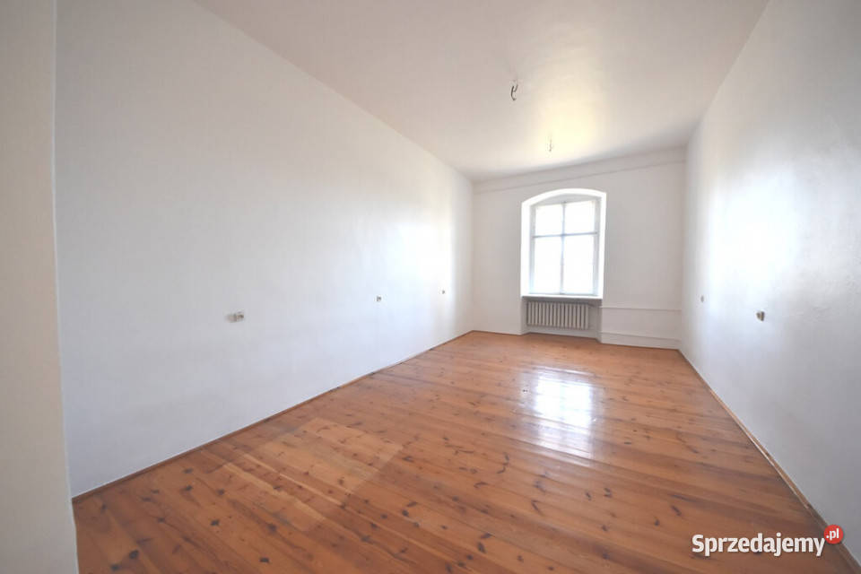 Na Sprzedaż Barokowy Dwór Biskupice Opolskie 11300m2 Radłów