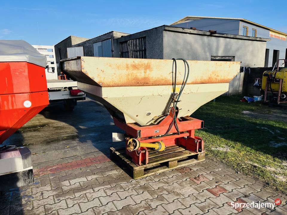 Rozsiewacz Kuhn Zsb 900 l Zsb 1500 l Rauch Zsb Chwałkowo sprzedam
