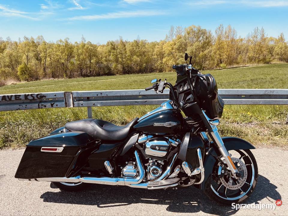 HarleyDavidson FLHX 107 Street Glide Rogów