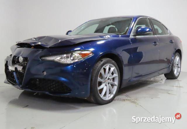 ALFA ROMEO GIULIA SPORT produkcji 2021 z USA Warszawa