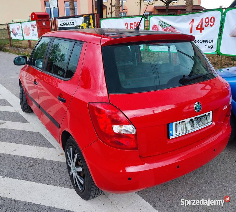 Ładna nie zgnita Skoda Fabia 12 benzyna 2012 klimatyzacja Domaradz