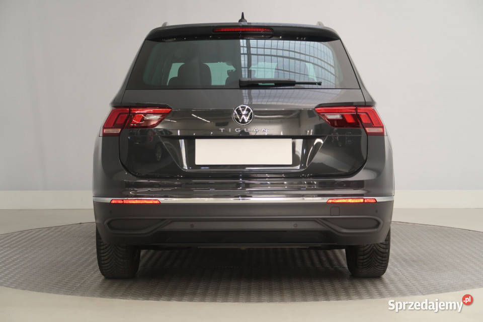 VW Tiguan 15 TSI automatyczna Zabrze