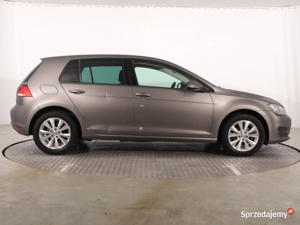 VW Golf 12 TSI ABS