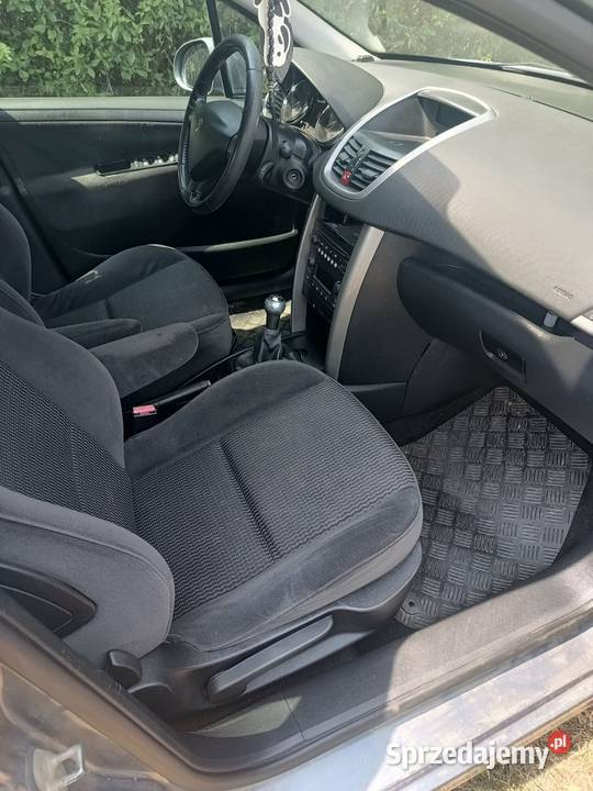 Peugeot 207 welurowa tapicerka Mogilno