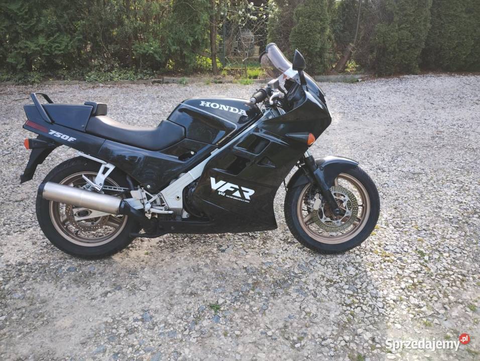 Sprzedam Honda VFR 750 Przemyśl sprzedam