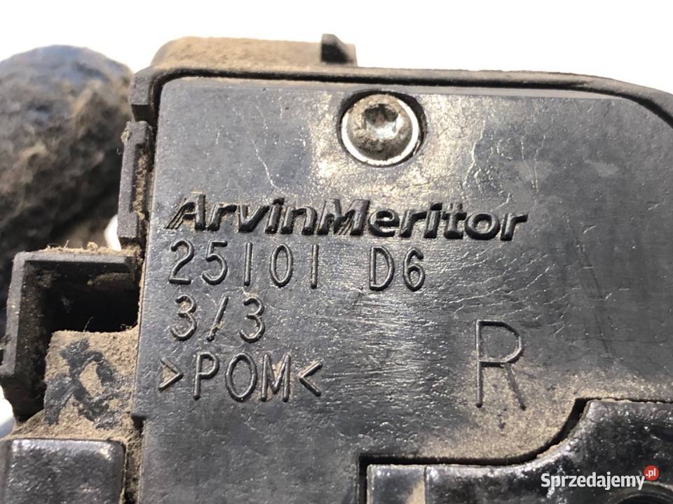 ZAMEK DRZWI PRAWY TYŁ SKODA ROOMSTER Hatchback podkarpackie sprzedam