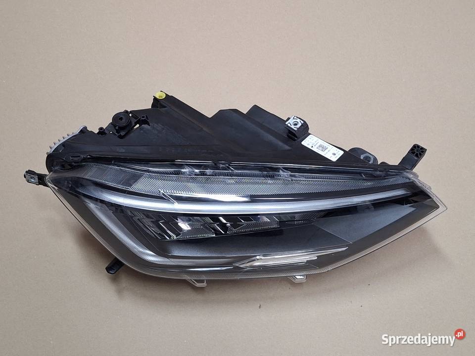 VW TAIGO REFLEKTOR PRAWY FULL LED LAMPA PRAWA lubuskie Bieleń sprzedam
