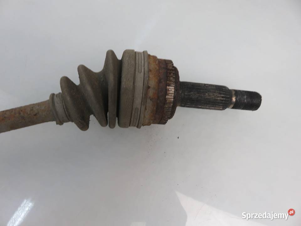 PÓŁOŚ PRAWA TYLNA PONTIAC VIBE I 18 AWD