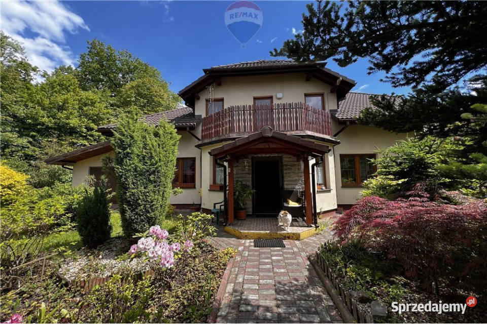 Przestronny dom w otoczeniu zieleni Mazańcowice Sprzedaż