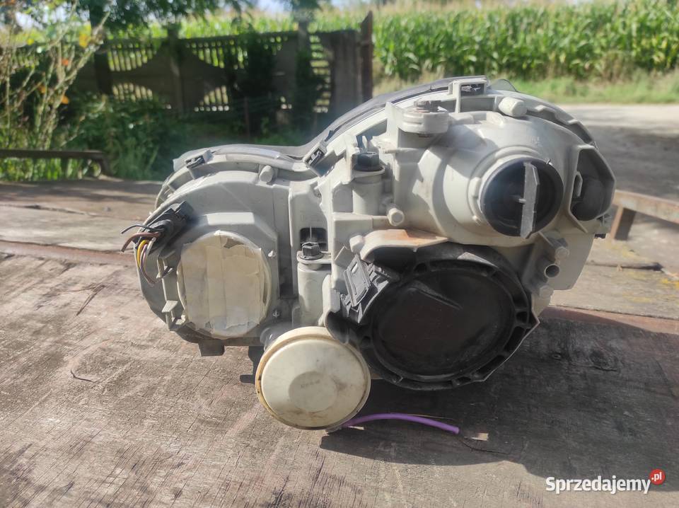 Mercedes w203 Cklasa Lift Lampa Prawa Przód Płock