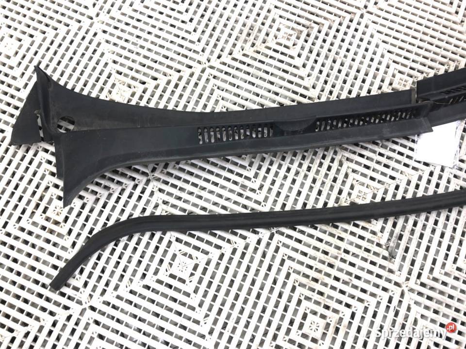 PODSZYBIE VW GOLF PLUS V 5M0819404B Hatchback Podszybia