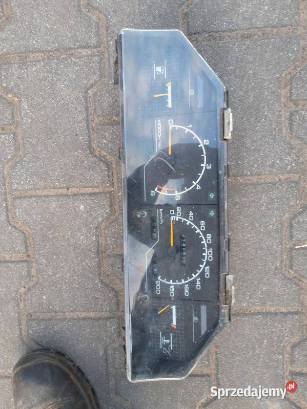 Licznik Speedometer Nissan Bluebird