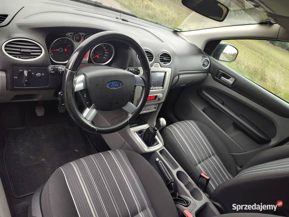 FORD FOCUS 16 BENZYNA Leszno sprzedam