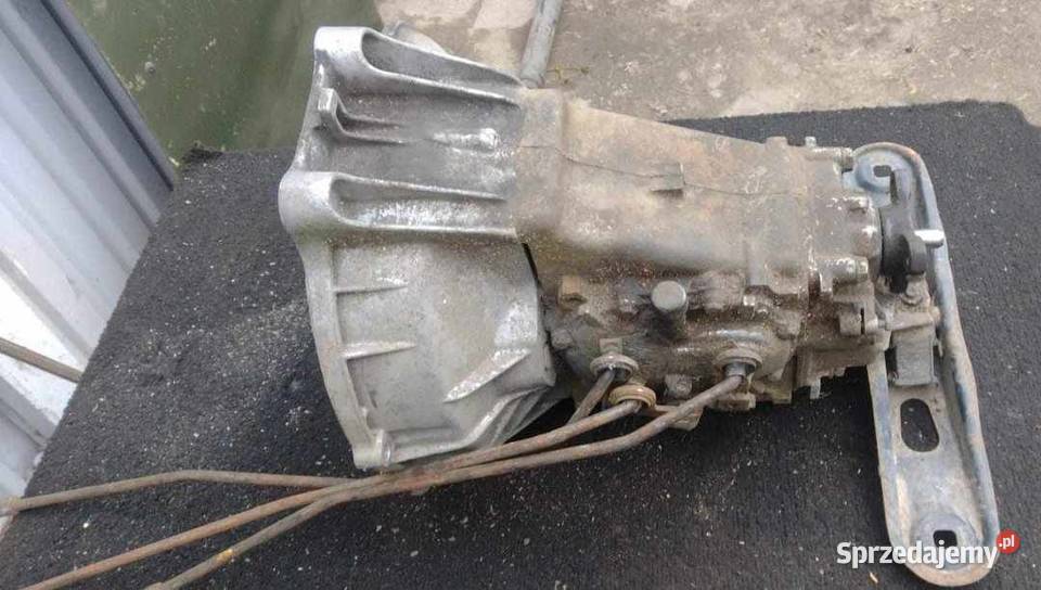 MercedesBenz 200 240 W123 Diesel Kompletna Pompy wspomagania Części samochodowe Łagiewniki sprzedam