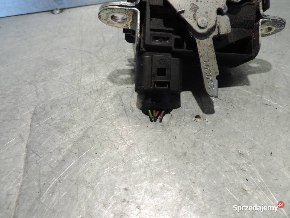 ZAMEK KLAPY TYŁ SEAT ALTEA 5P8827505