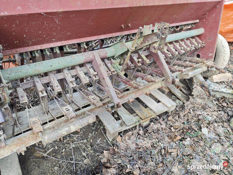 Siewnik zbożowy Poznaniak Siewniki Pstrągowa