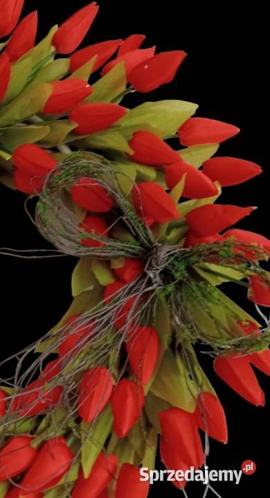 Tulipany czerwone wianek na drzwi wianek mazowieckie Radom
