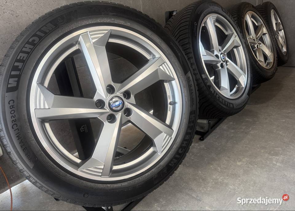 20 Volvo XC90 Ford Edge Vignale felgi koła Lubasz
