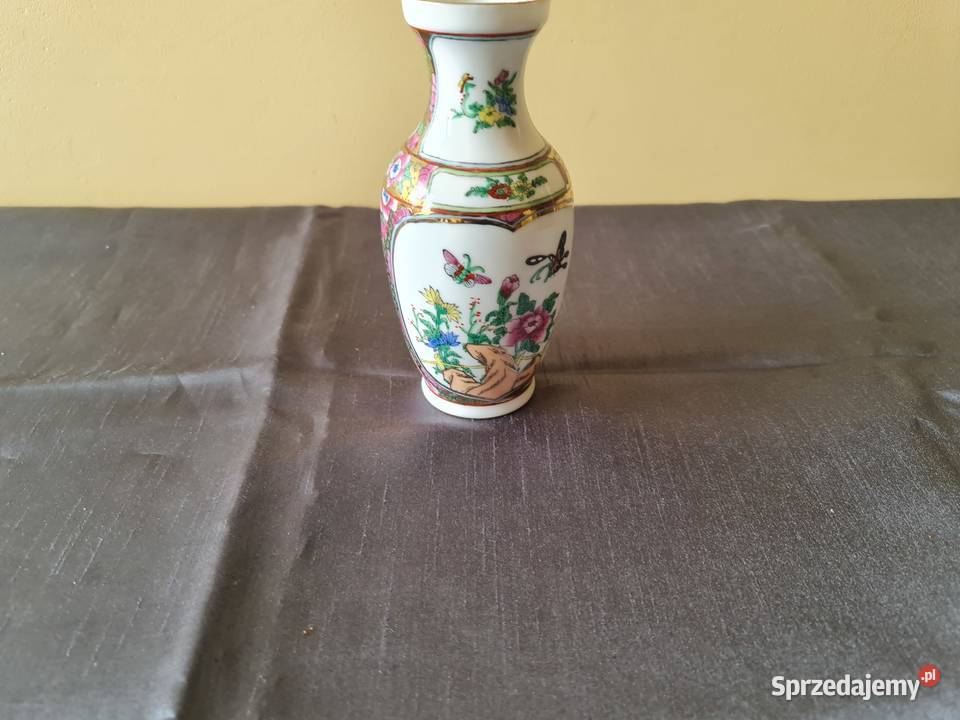 Stary chiński wazonik porcelanowy