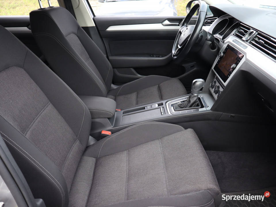 VW Passat 15 TSI radio dolnośląskie Bielany Wrocławskie
