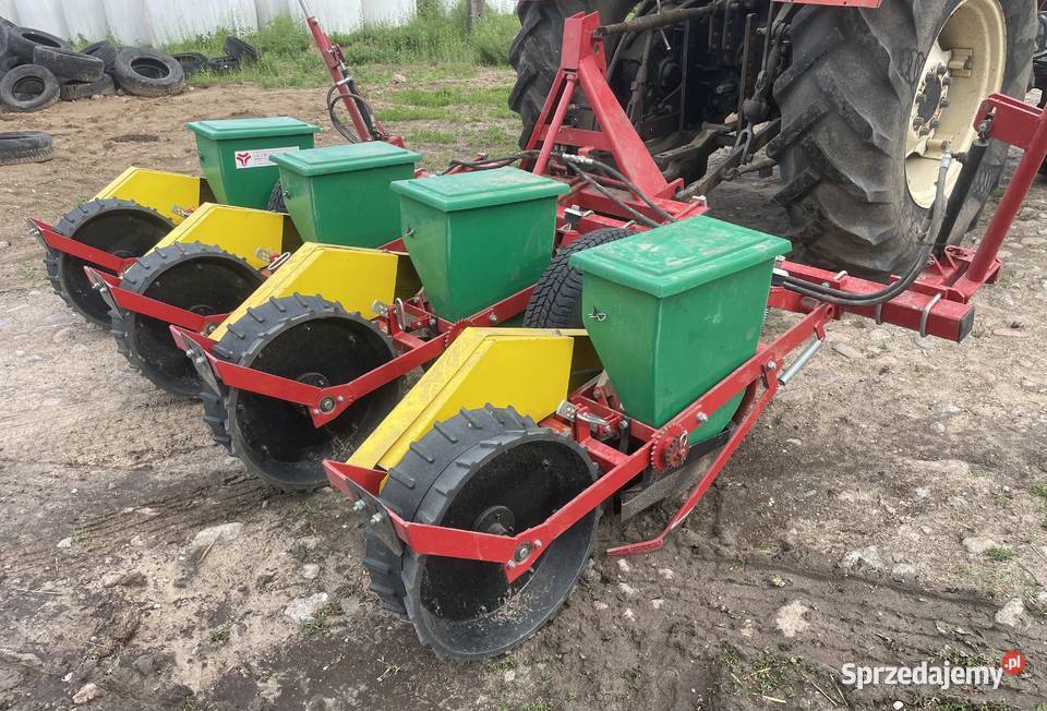 Siewnik do kukurydzy Meprozet S100 Szczuczyn