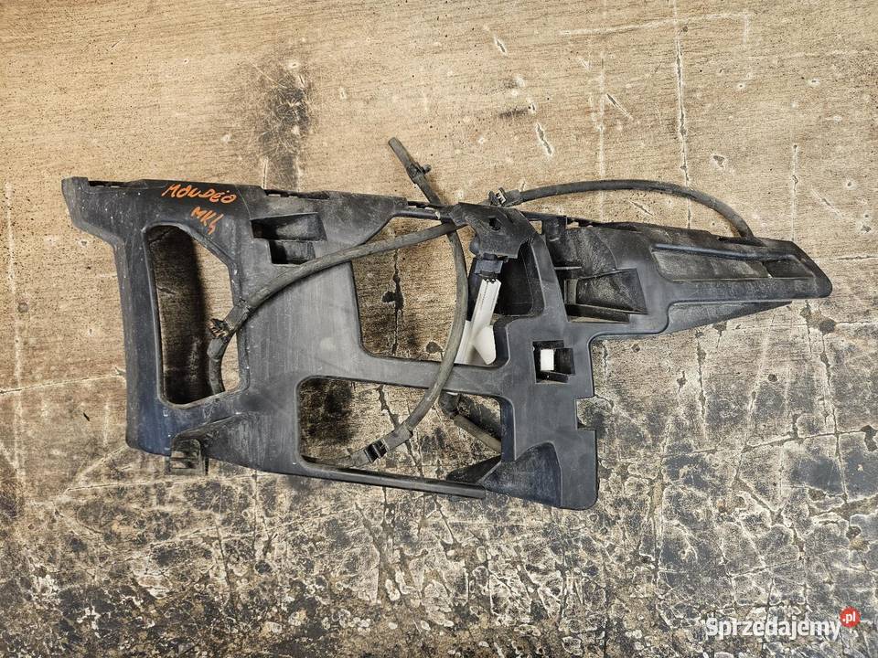 FORD MONDEO MK4 SPRYSKIWACZ PRAWY ŚLIZG ZDERZAKA Międzychód