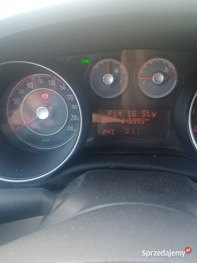 Sprzedam Punto 2009 14 w gazie Gaz fabryczny manualna Kiączyn
