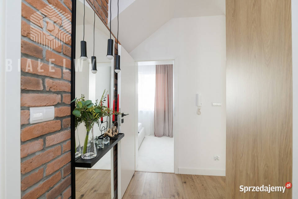 Mieszkanie Marki Amarantowa 11067m2 6pok cegła