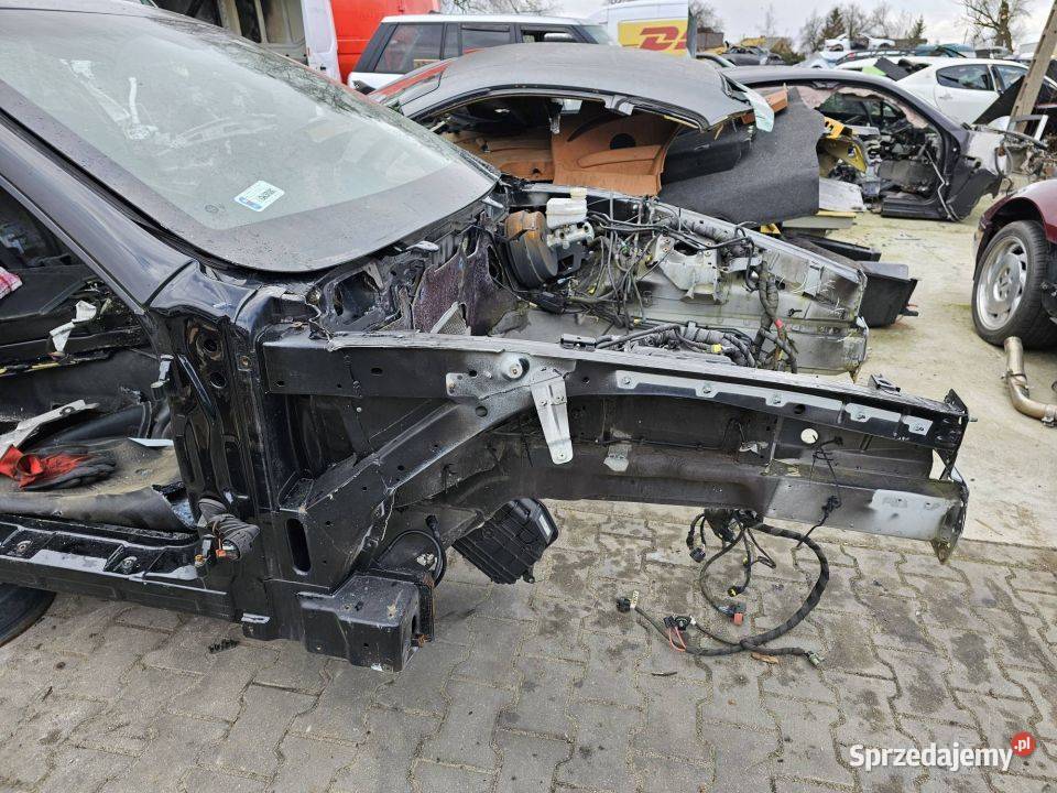 ĆWIARTKA PRAWA PRZÓD MASERATI GRANTURISMO S Lipno