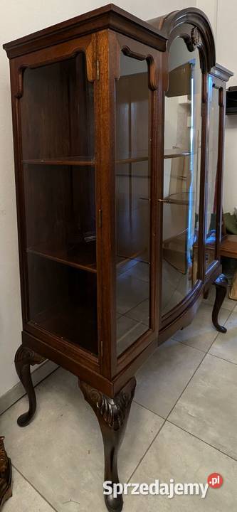 piękna witryna ludwikowska mahońsklep Dąbrowa Meble Dąbrowa Górnicza