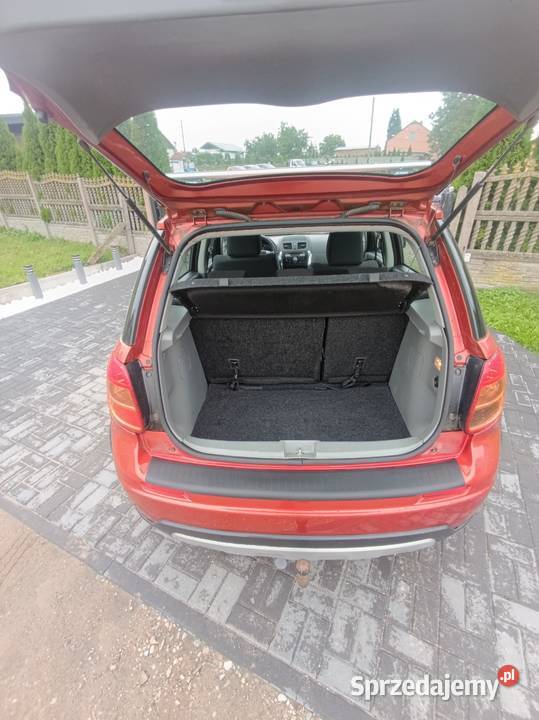 Ładne Suzuki SX4 z napędem 4x4 benzyna welurowa tapicerka SX4 zachodniopomorskie Sielsko