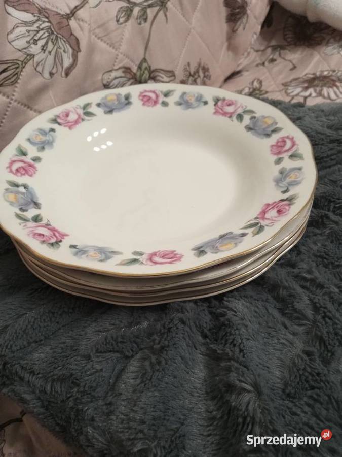 Talerze z różamiporcelana chińska Mysłowice