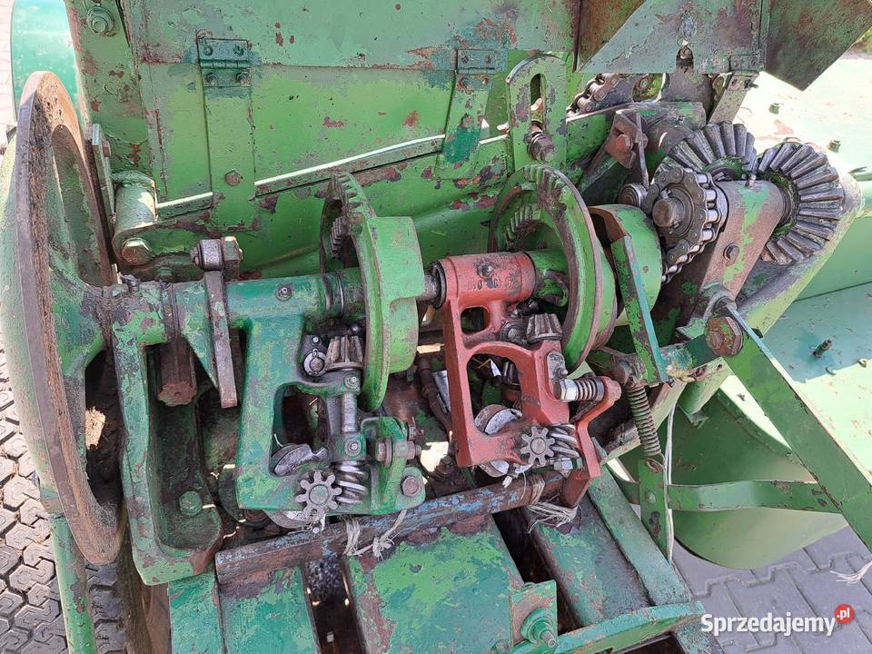 Prasa kostkująca do słomy John Deere 214B Proszowice