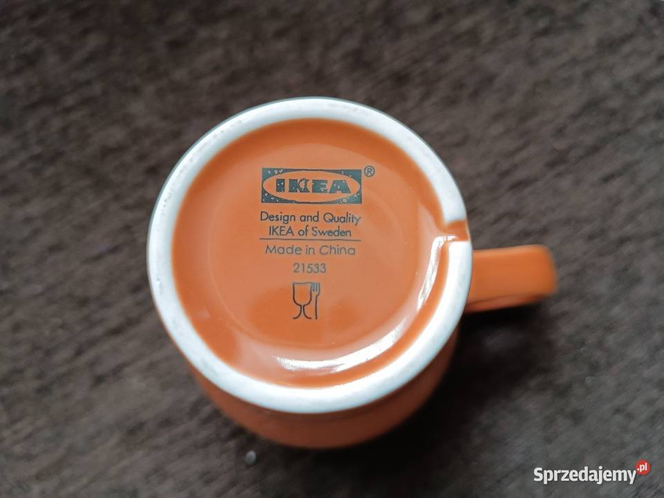 Zestaw herbaciany kubki i książka sprzedam