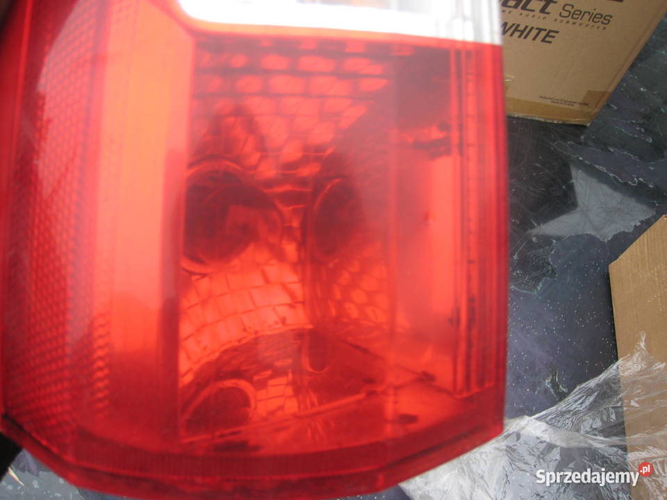 Lampa lewa tylna lewy tył górna góra Volvo v70 Kraków sprzedam