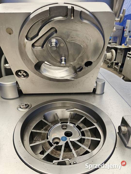 Nadziewarka próżniowa Handtmann VF628 z Krotoszyn