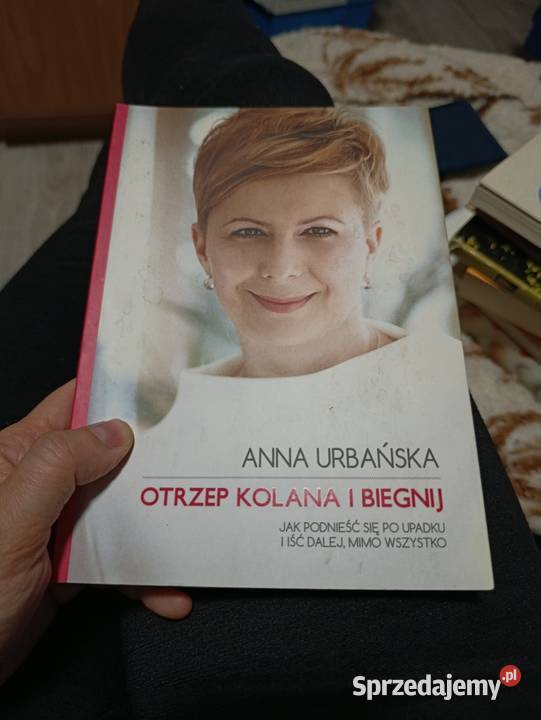 otrzep kolana i biegnij podnieść się upadku i