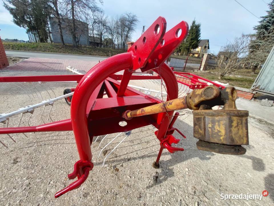 Sprzedam zgrabiarkę Kuhn Klimontów