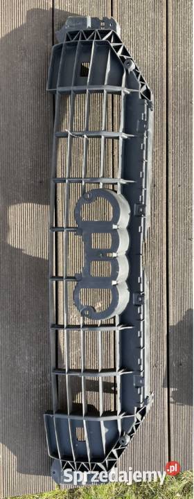 KRATKA W GRILL ŚRODKOWA PRZÓD AUDI Q3 diesel łódzkie Łódź