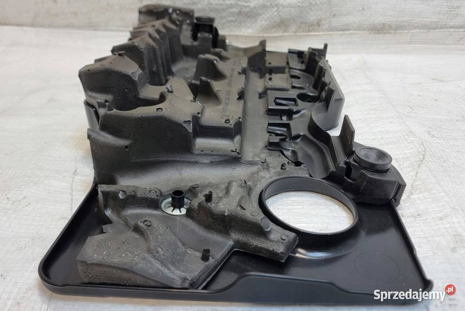 OSŁONA GÓRNA POKRYWA SILNIKA OPEL ASTRA K V 16 osobowe sprzedam
