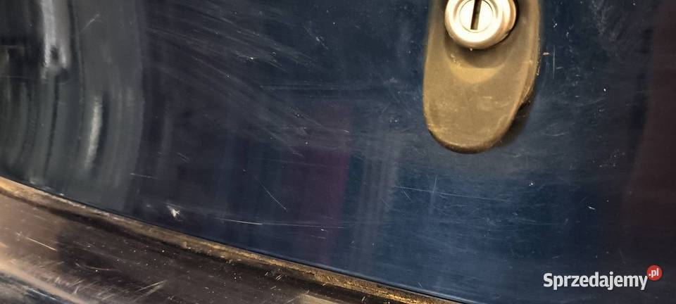 KLAPA TOYOTA YARIS I 8P4 Lipno