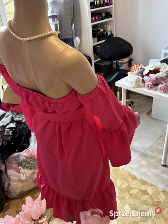 Śliczna nowa sukienka nieużywana rozmiar 36s