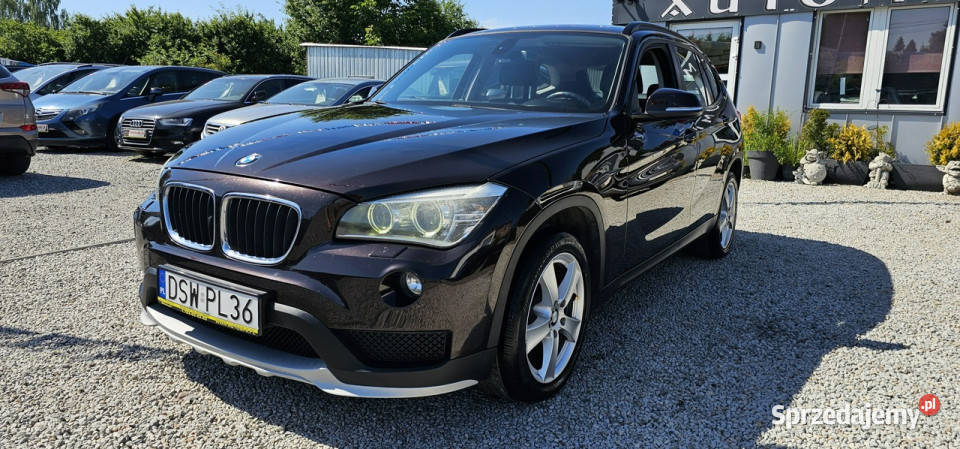 BMW X1 20 D 143 LiftŚliczny kolor komputer pokładowy Świdnica