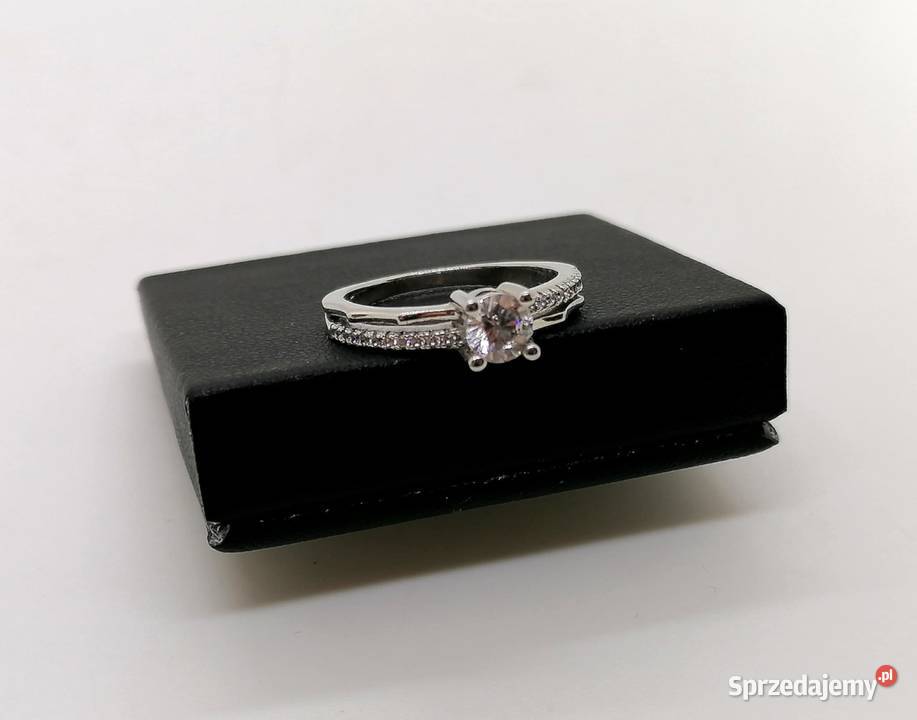 Nowy srebrny pierścionek próby 925 242g Rozmiar Elbląg