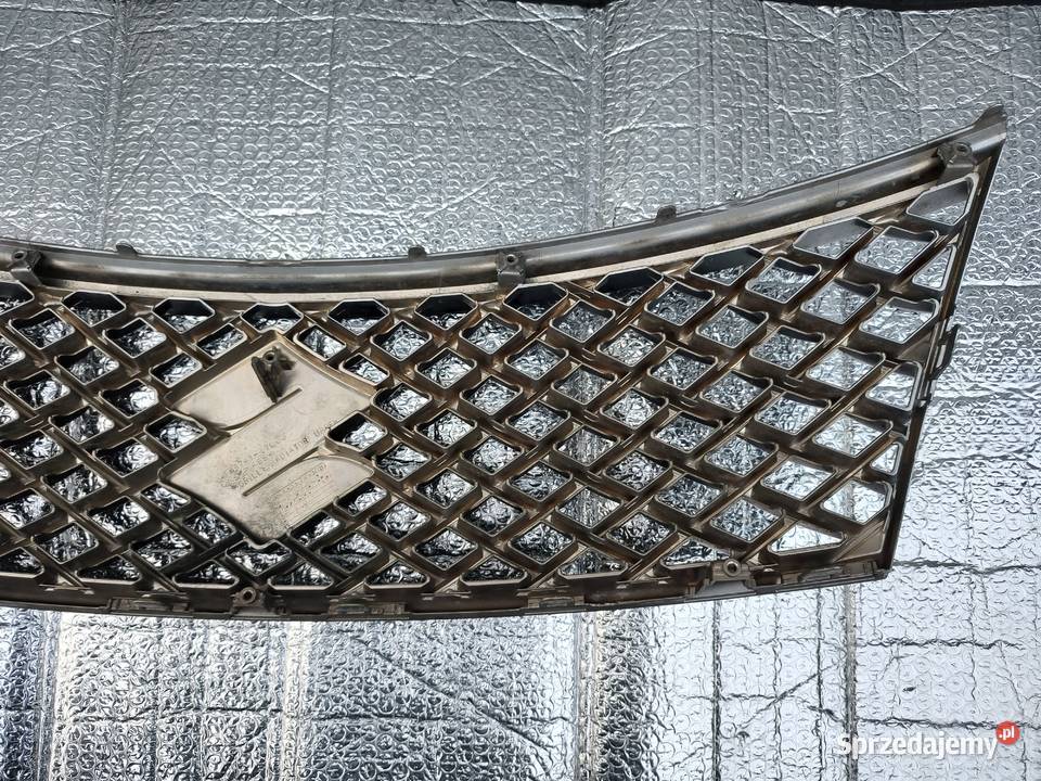 Grill atrapa kratka przód Suzuki Kizashi automatyczna świętokrzyskie Busko-Zdrój sprzedam