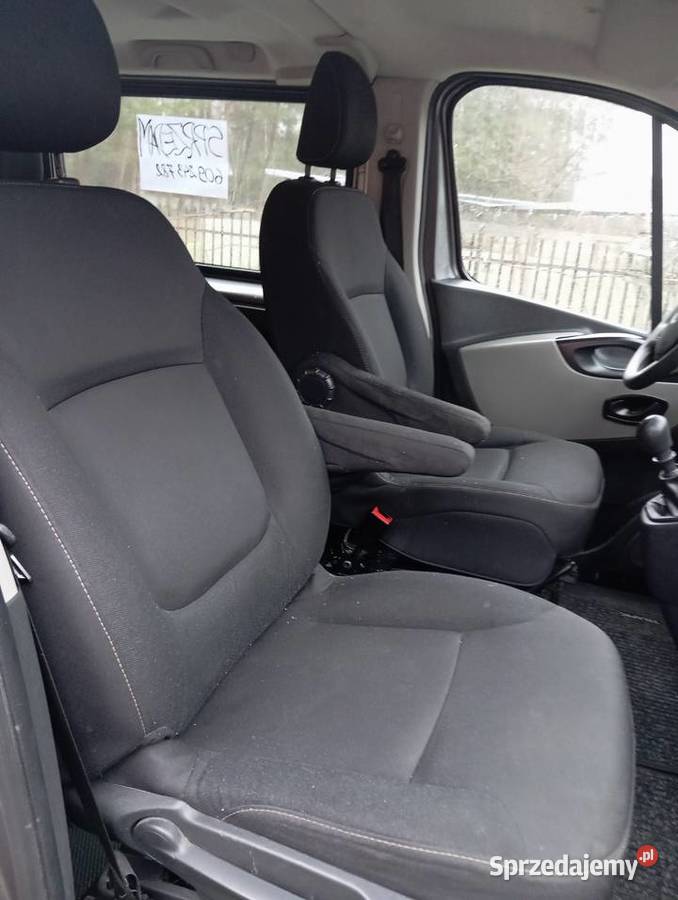 Renault Trafic 8osobowy niski przebieg lubelskie