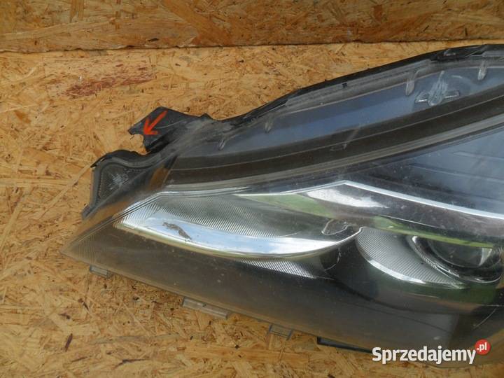 Toyota lampa lewa przednia Nowy Tomyśl sprzedam